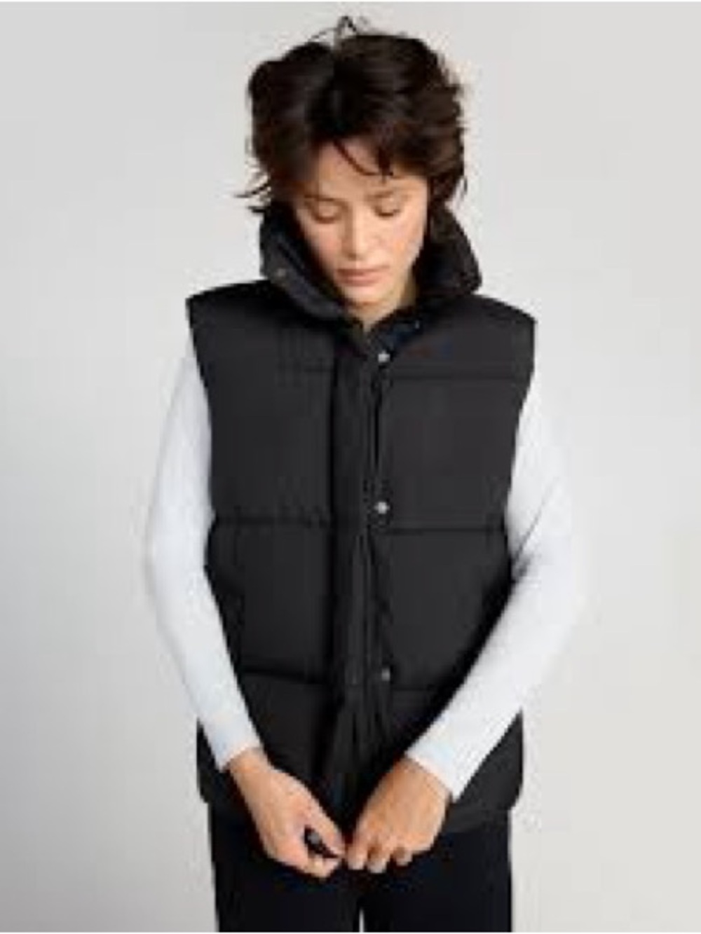 Mondetta Black Quilted Puffer Vest with High Collar